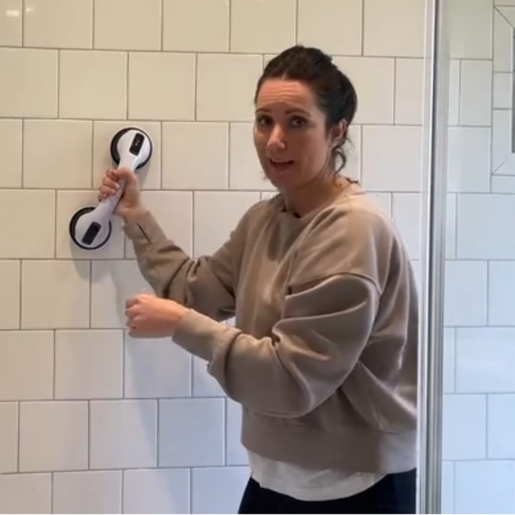 The Steady Shower Handle Bar